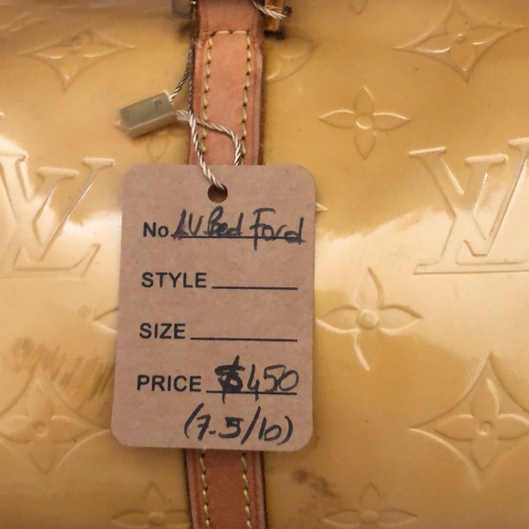 Authentic Louis Vuitton Bedford Bag Yellow Vernis Discounted from $700 - Picture 2 of 7
